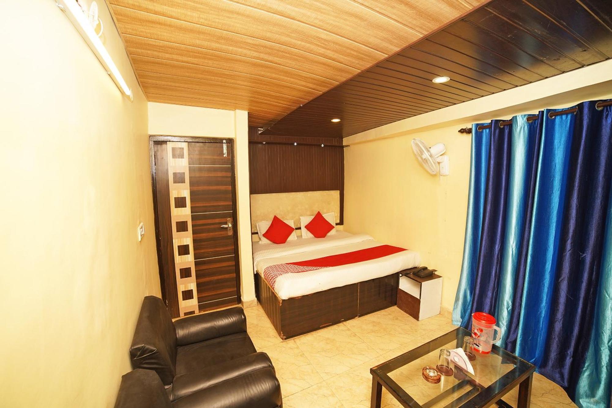 Hotel Oyo Flagship 8594 Golden Nest Nainital Esterno foto