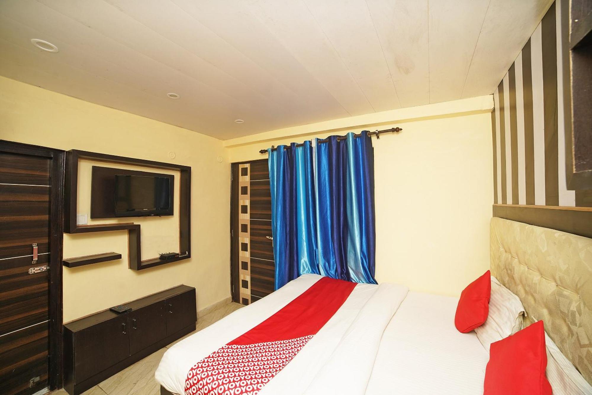 Hotel Oyo Flagship 8594 Golden Nest Nainital Esterno foto