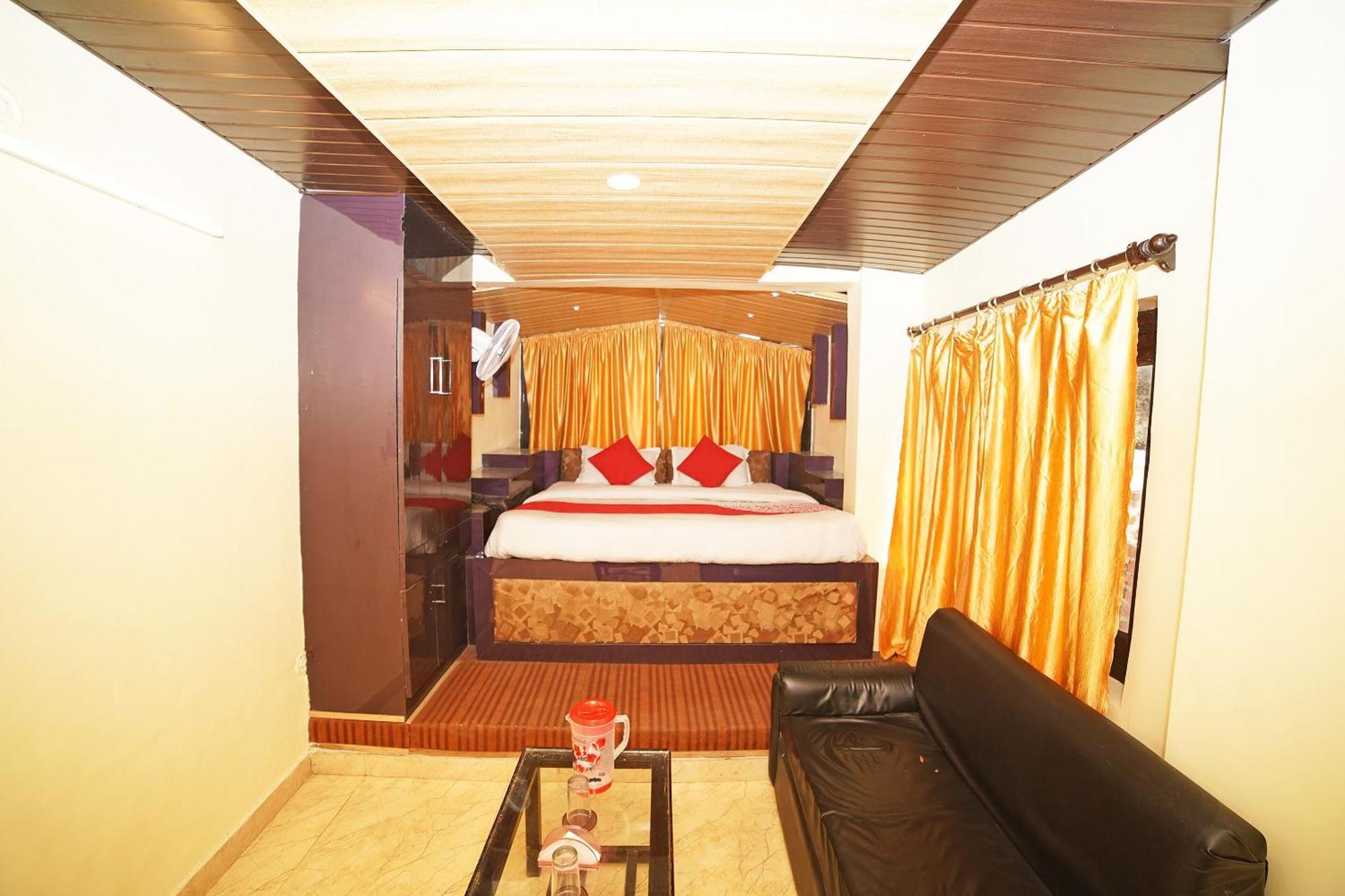 Hotel Oyo Flagship 8594 Golden Nest Nainital Esterno foto