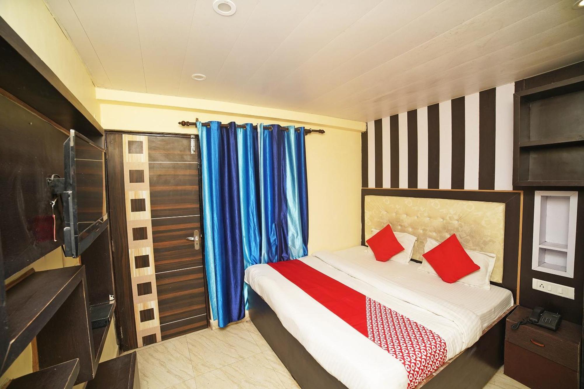 Hotel Oyo Flagship 8594 Golden Nest Nainital Esterno foto